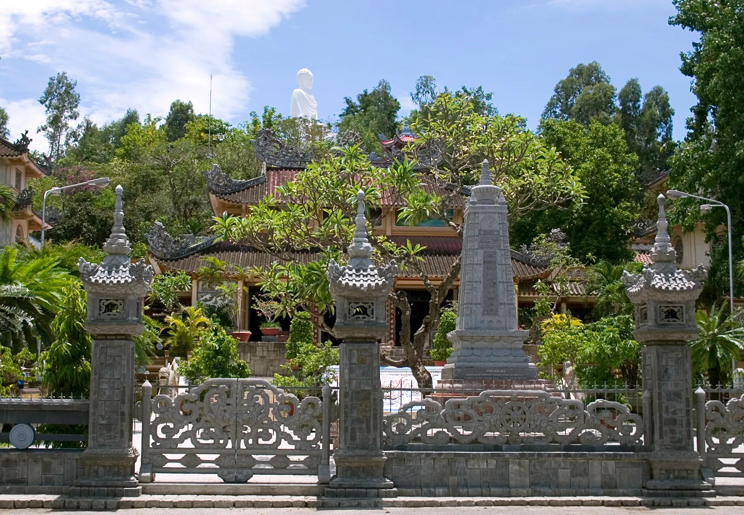 Long Son Pagoda